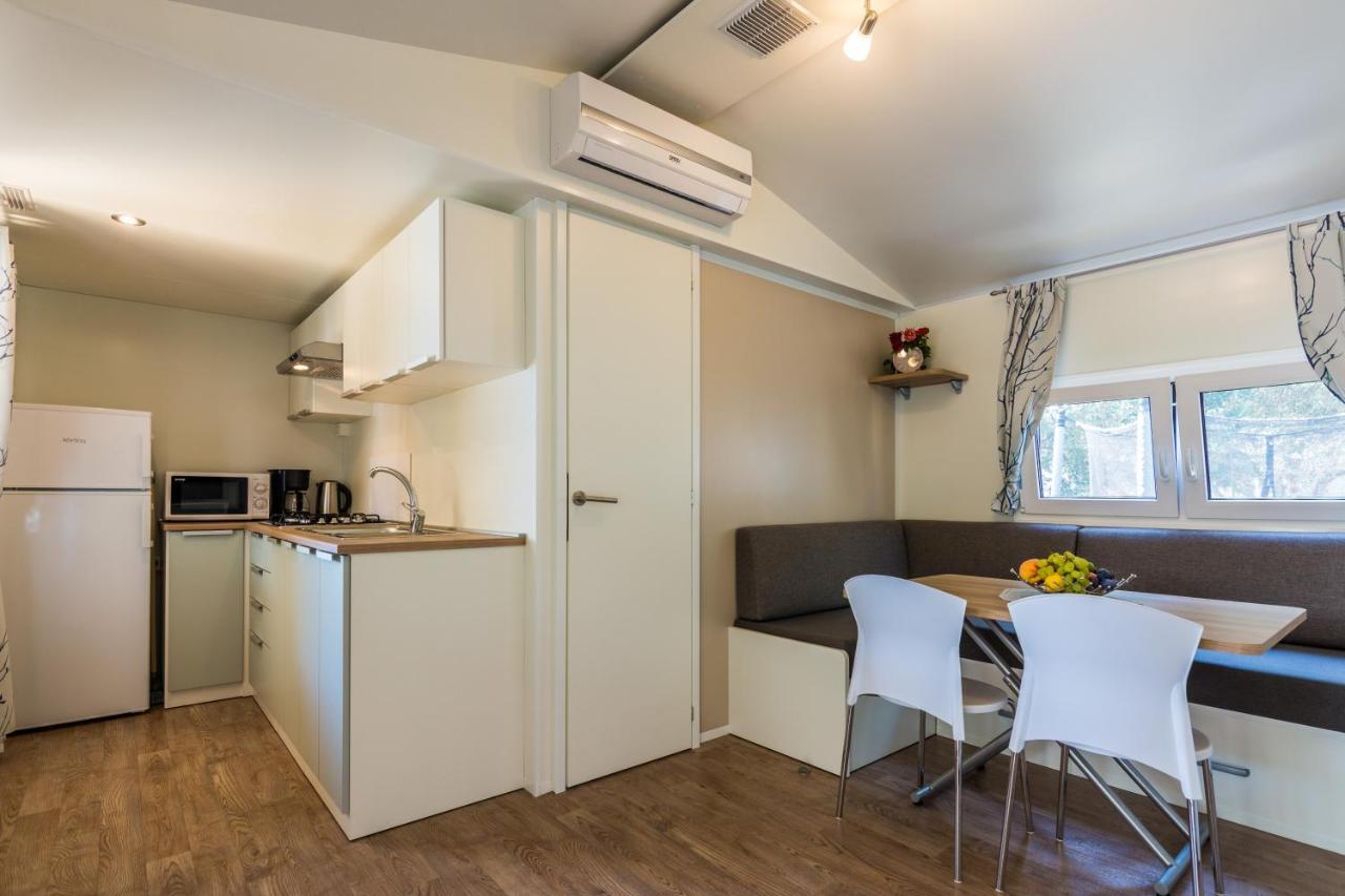 Camp Bepo Hotel Pakoštane Екстериор снимка