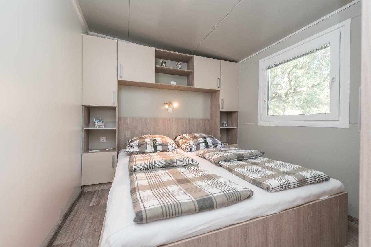 Camp Bepo Hotel Pakoštane Екстериор снимка
